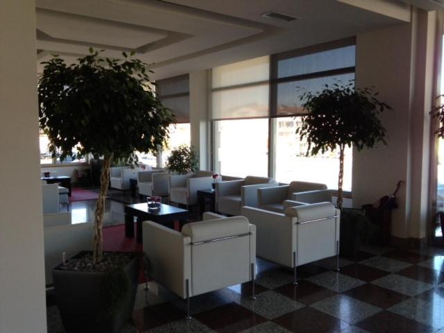 Hotel Adelma Hoznayo Esterno foto