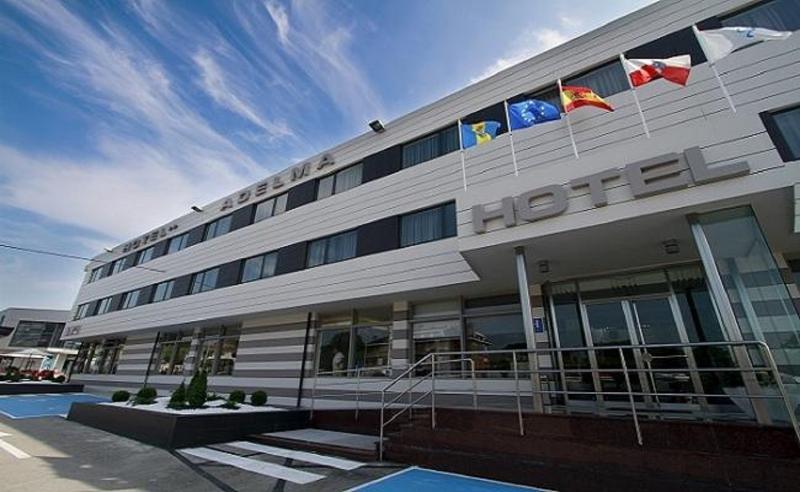 Hotel Adelma Hoznayo Esterno foto